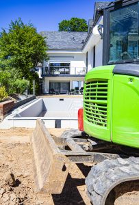 Erdbau_Pool_Bagger_Garten_Biopool