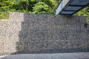 Hangsicherung_Mauer_Galabau_Gewerbe